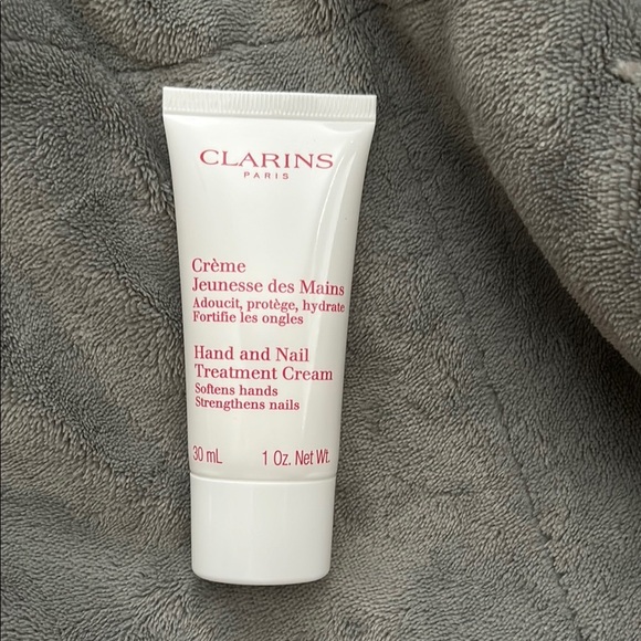 Clarins Hand and Nail Treatment Cream - White - Picture 1 of 2